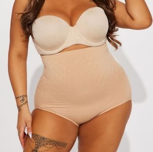 Fashion nova shapewear